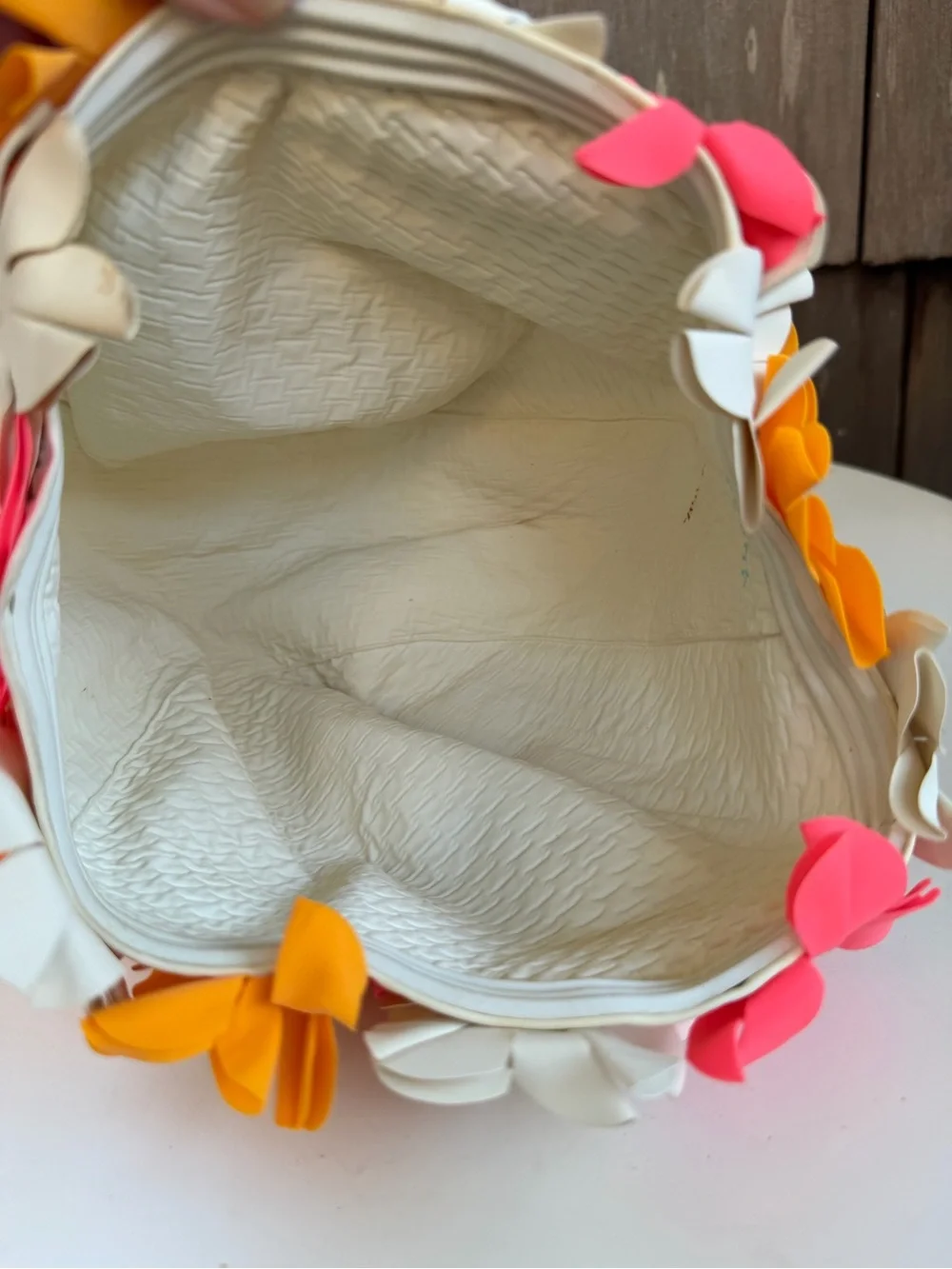 Funky retro rubber swim cap 3D flowers theme one size.